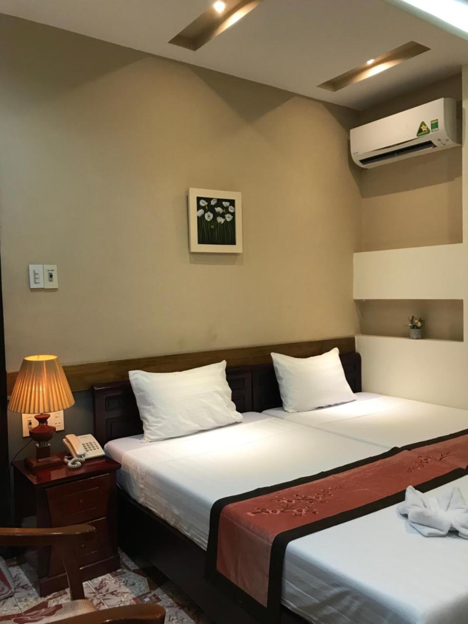 ซันนี่ เอ โฮเต็ล Hotel เว้ ภายนอก รูปภาพ
